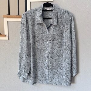 Josephine Chaus Light Grey Animal Print Button-Down Shirt